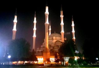 Adana Sabancı Merkez Camii şifreleri ve özellikleri